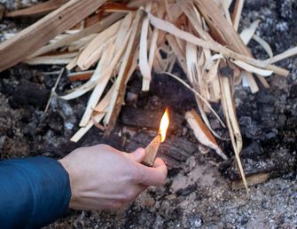 Sada na rozdělávání ohně UCO Zápalky odolné proti bouři