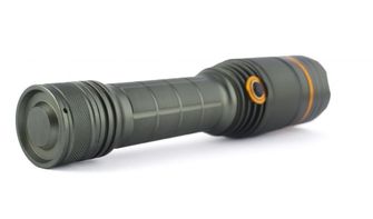 LED dobíjecí vojenská baterka MX 520 s lucernou 19cm